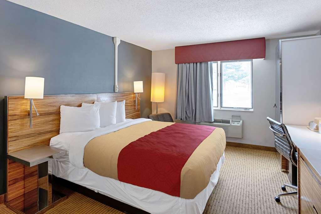 Quality Inn Frontier At Us Hwy 30 Clinton Zimmer foto